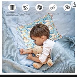 Toddler Pillow with Pillowcase,Better Neck Support and Sleeping Pillow, Travel Toddler Baby Pillow,Made in USA Baby Pillow 14*18 inch（Unicorn ）