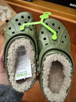 Brand new boys lined crocs
