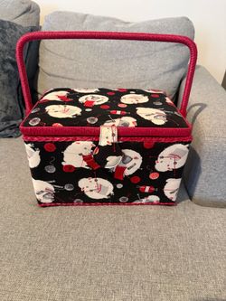 Adorable sewing basket with little sheep