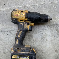 Dewalt Drill With Battery 