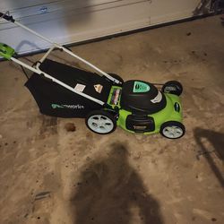 Green works Electric Lawn Mower 