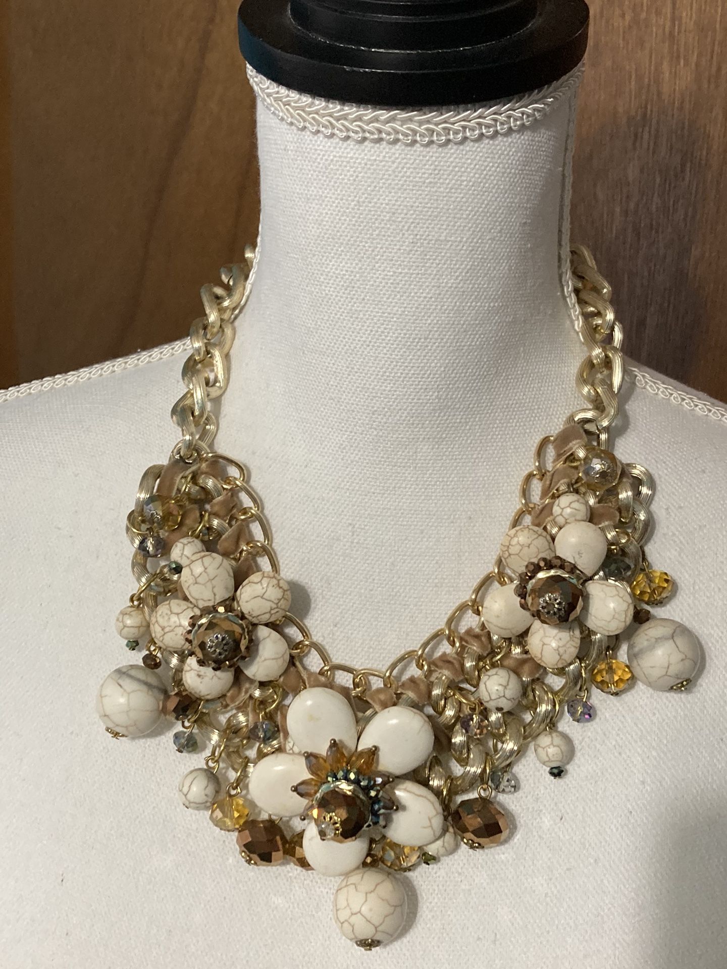 CHUNKY Gold Chain Flower Women's Necklace Woven With Glass Beads