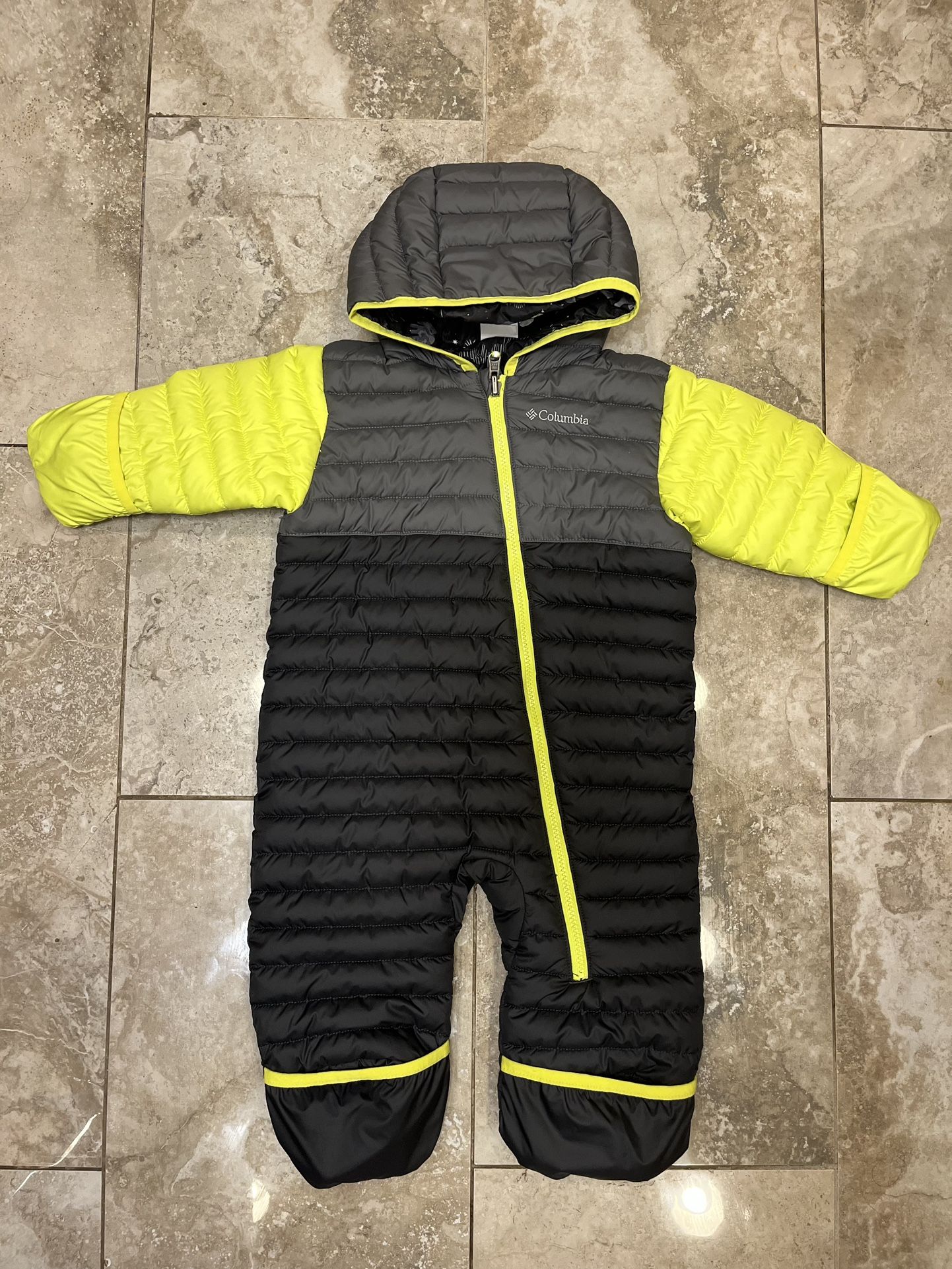 Boys Columbia Black Neon Green Reversible Snowsuit READ 12-18 months pre owned