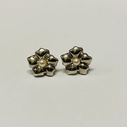 Stunning Authentic Vintage Tiffany & Co. Sterling Silver Pearl Floral Stud Earrings