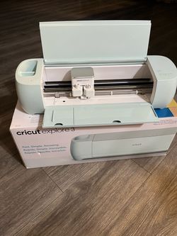 Cricut Explore 3 Smart Cutting Machine