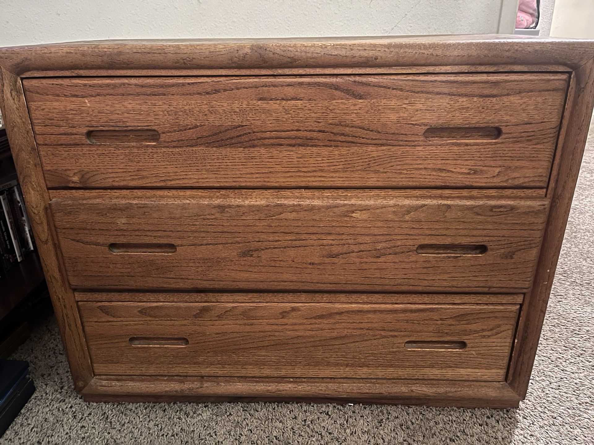 vintage 80s oak wood 3-drawer dresser