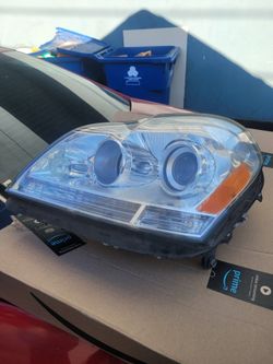 Mercedes Gl450 Left Headlight 