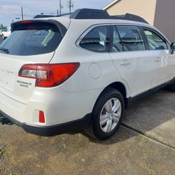 2015 Subaru Outback AWD 