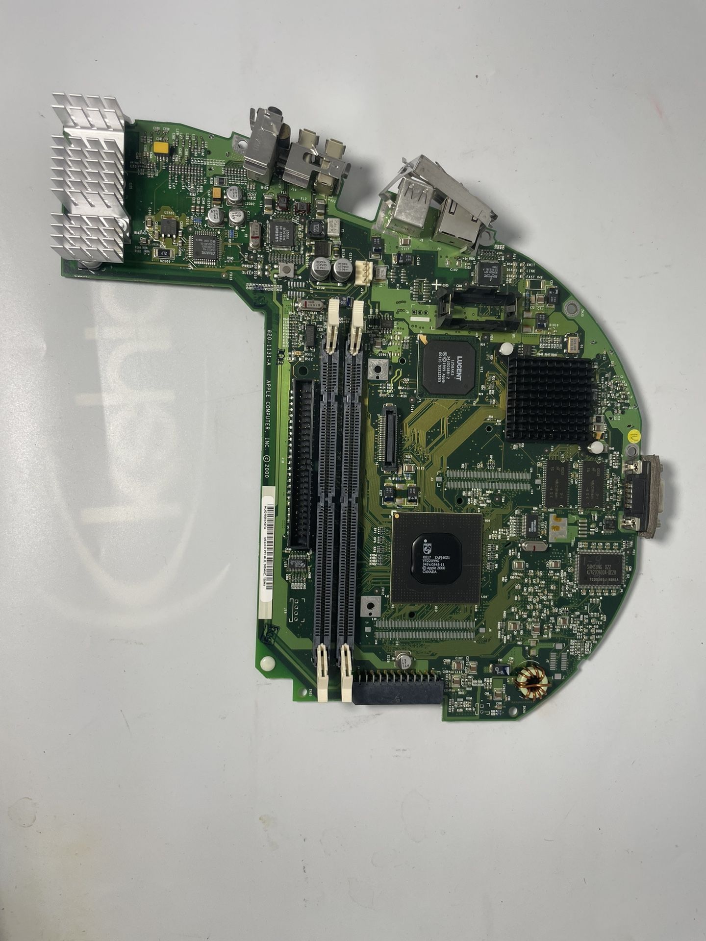 iMac DV SE 1999 Apple System Board (Motherboard) 400MHz CPU for Imac