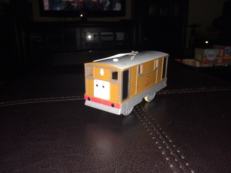 Collectible Toby Passenger Tram from Thomas & Friends