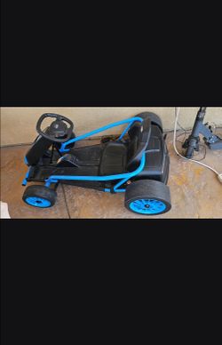 Kids Go Kart *Needs battery replacement*