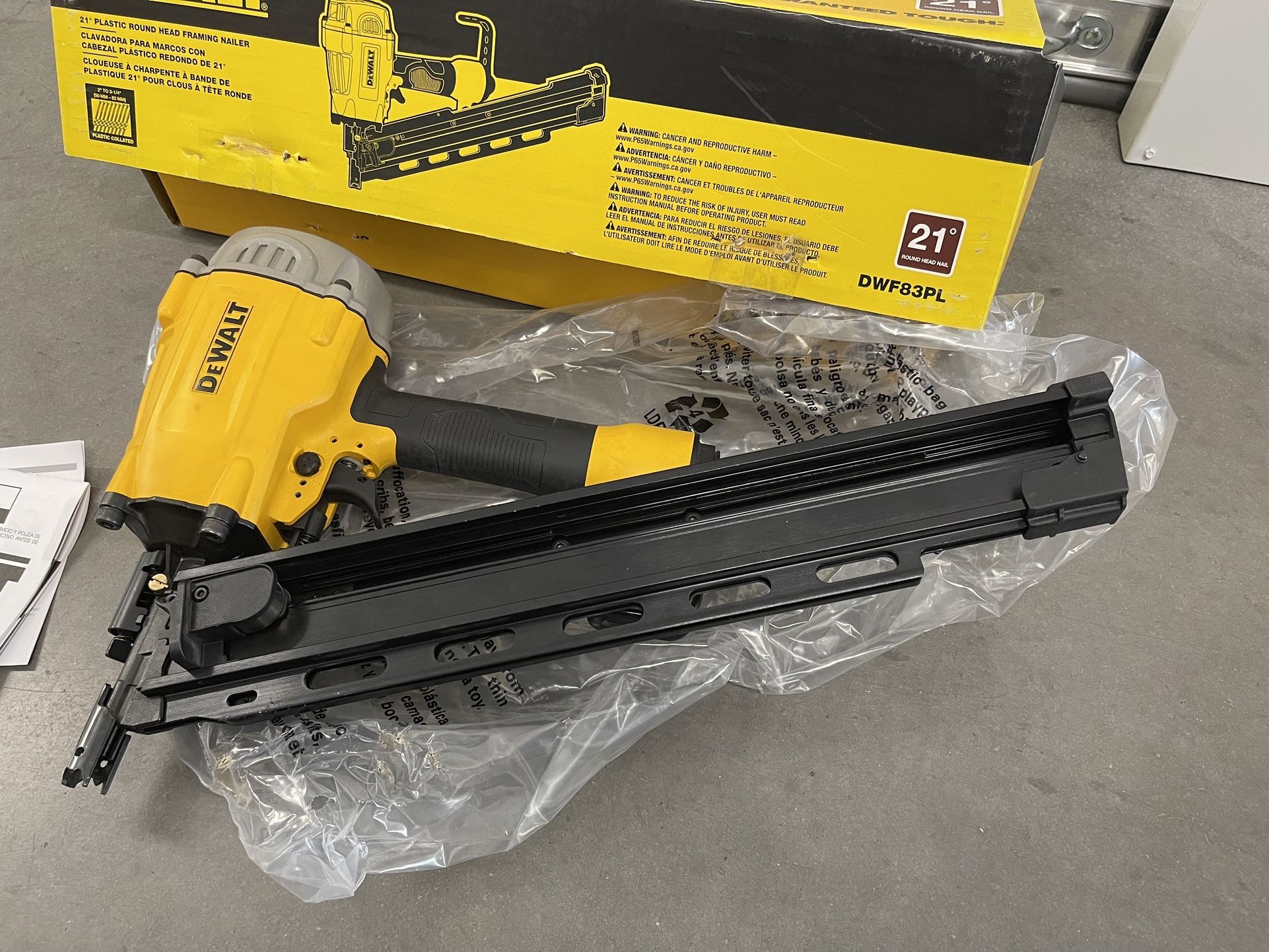 Dewalt 21 Degree Framing Nailer for Sale in Queen Creek, AZ OfferUp