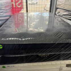 QUEEN SIZE SIMMONS BEAUTYREST BLACK SERIES 4 (MEDIUM) PILLOW TOP MATTRESS & BOX SPRING BED SET