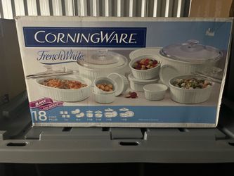 18 piece Corning ware set
