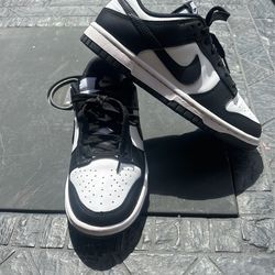 Panda Dunks Nike