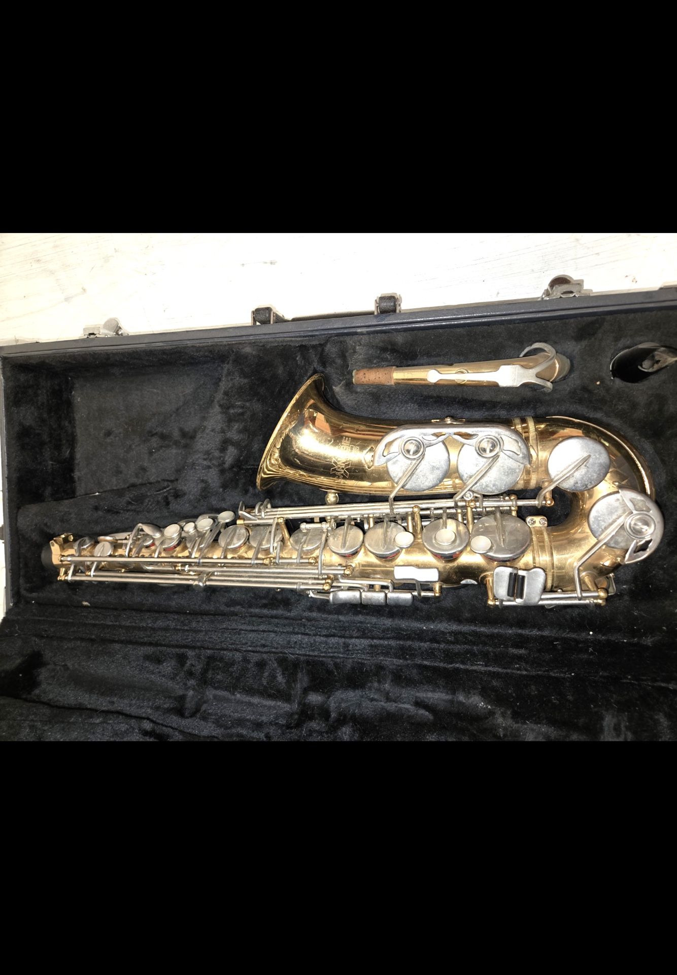 Carnegie Saxophone