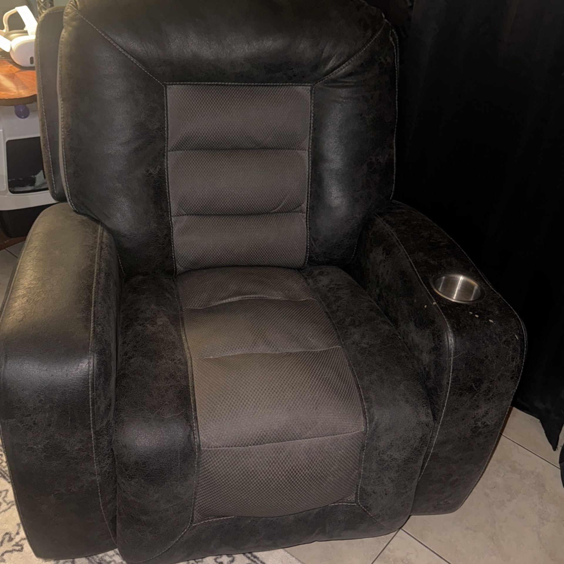 Recliner