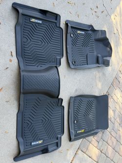 Toyota Tundra Floor Mats 2007 / 2012