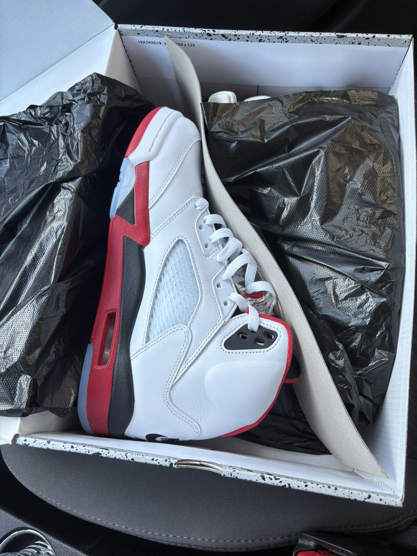Jordan 5 Fire Red