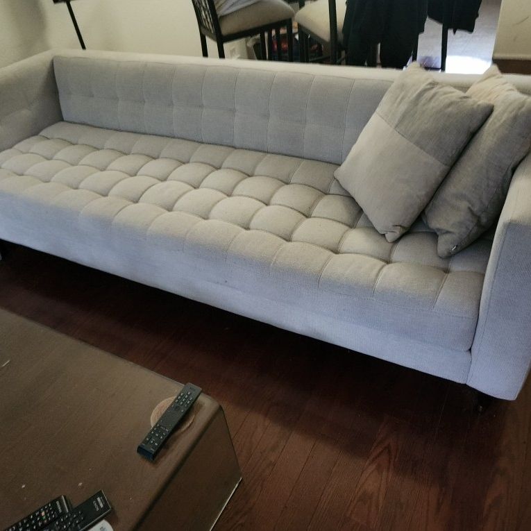 Living Area Sofa/Chair Set