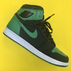 Jordan 1 ‘Pine Green’ - Size 11.5