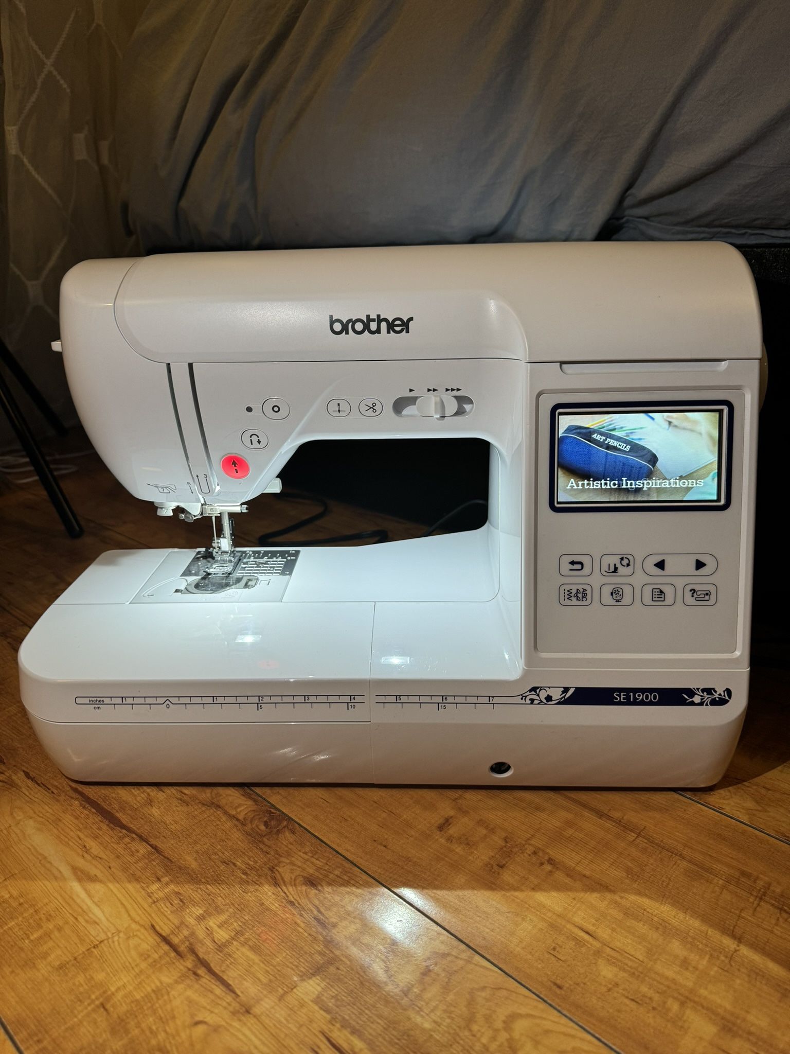 Brother SE1900 Sewing & Embroidery Machine for Sale in Los Angeles, CA
