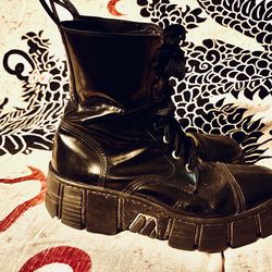 New Rock leather platform boots
