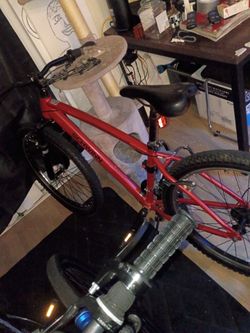Orange Schwinn mountain bike 26 inch