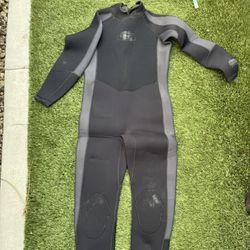 Scuba Diving Wet Suit