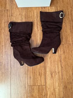 Moving sale!  Boots for sale👢