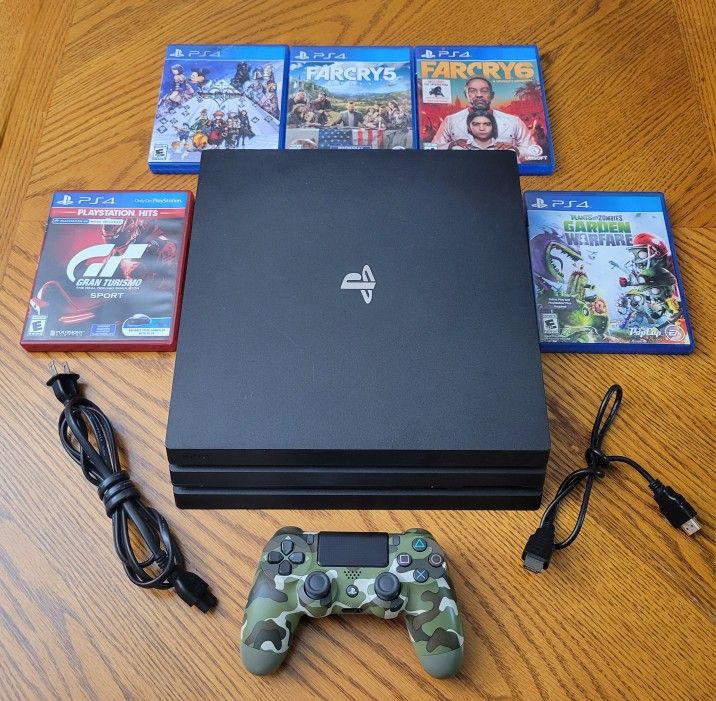 Black Sony PS4 Pro 1TB - 5 Games