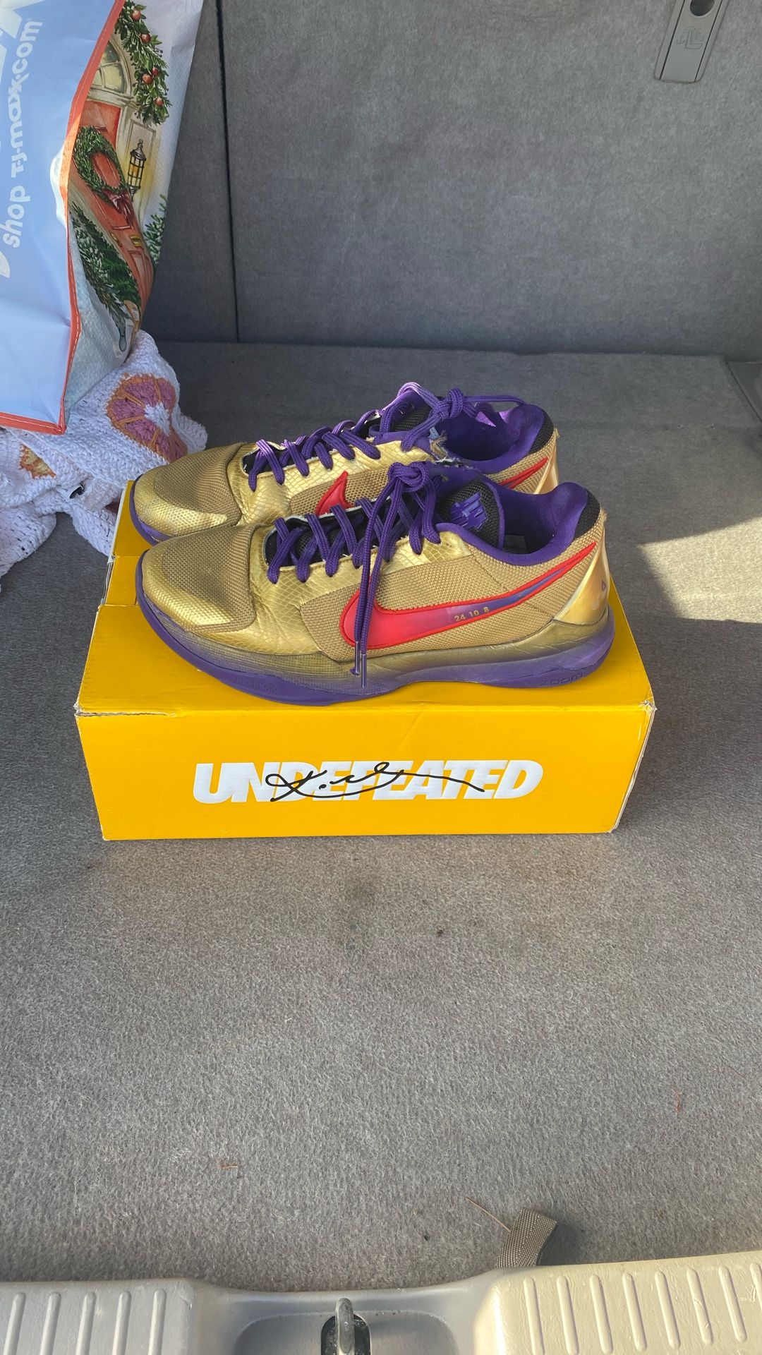 Kobe 5 Undefeated