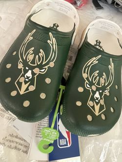 Milwaukee Bucks Crocs 
