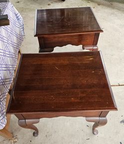 🏡PRE-GARAGE SALE SALE!!! 👀 SIDE TABLES