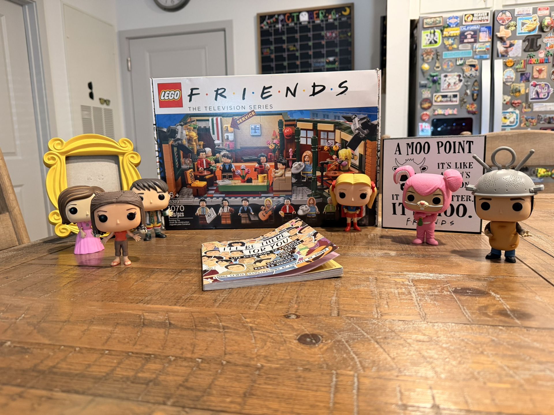 Friends themed lot