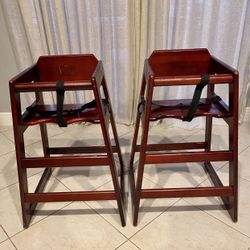 2 High chairs 