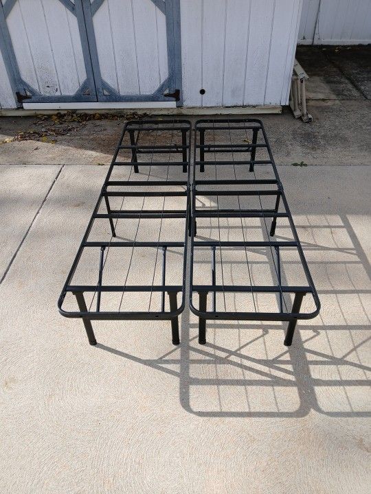 Full Size Bed Frame 2 Pieces Mice Condition 