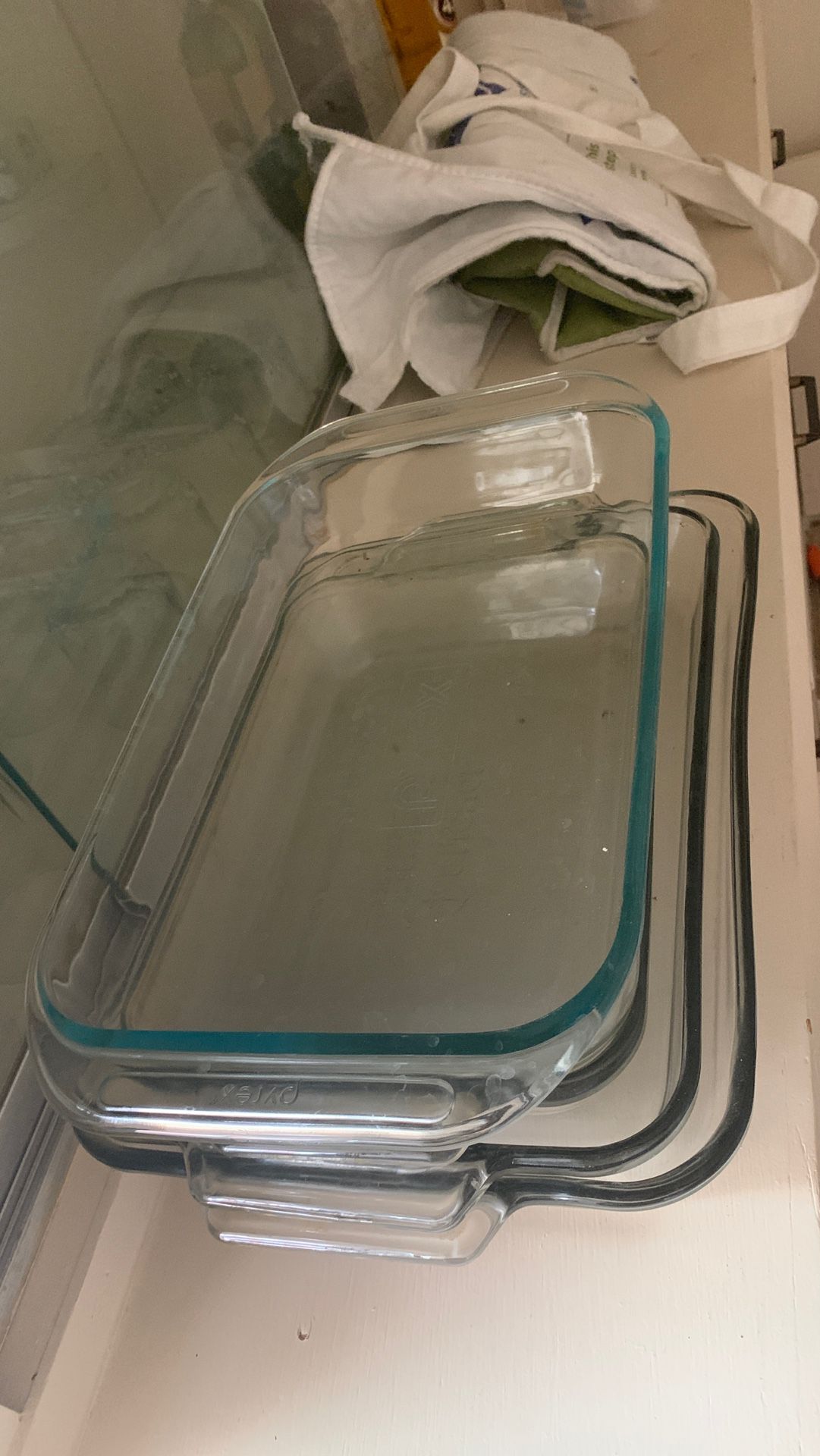 Baking casserole glass dishes
