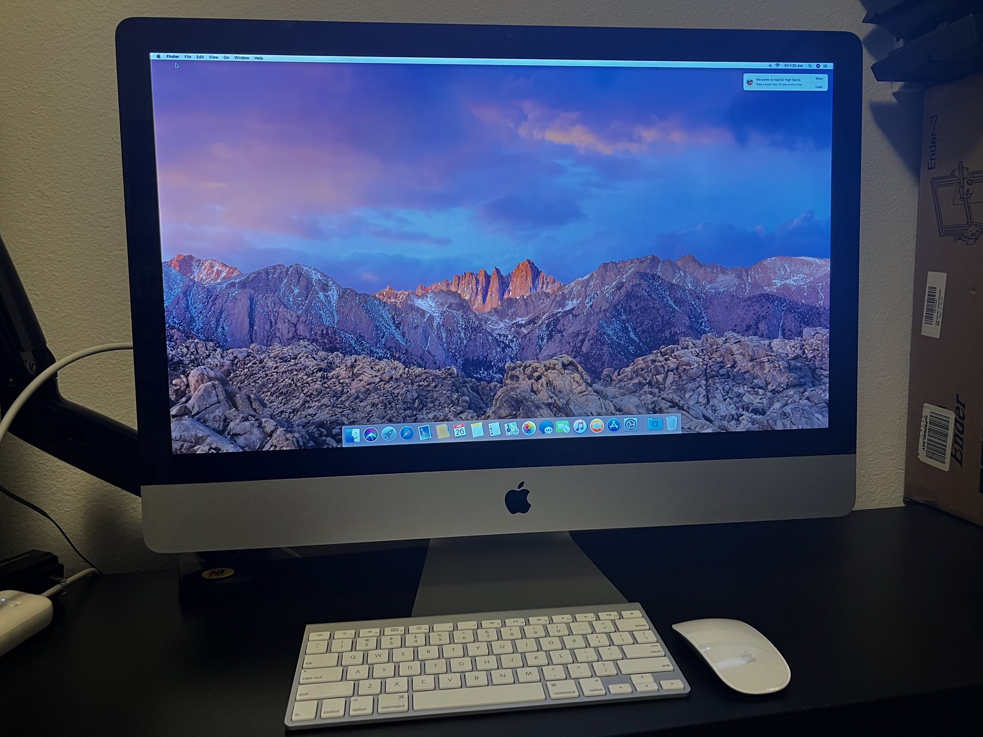 Apple iMac 27" - Core i7 Quad Core, 8GB RAM, 240GB SSD