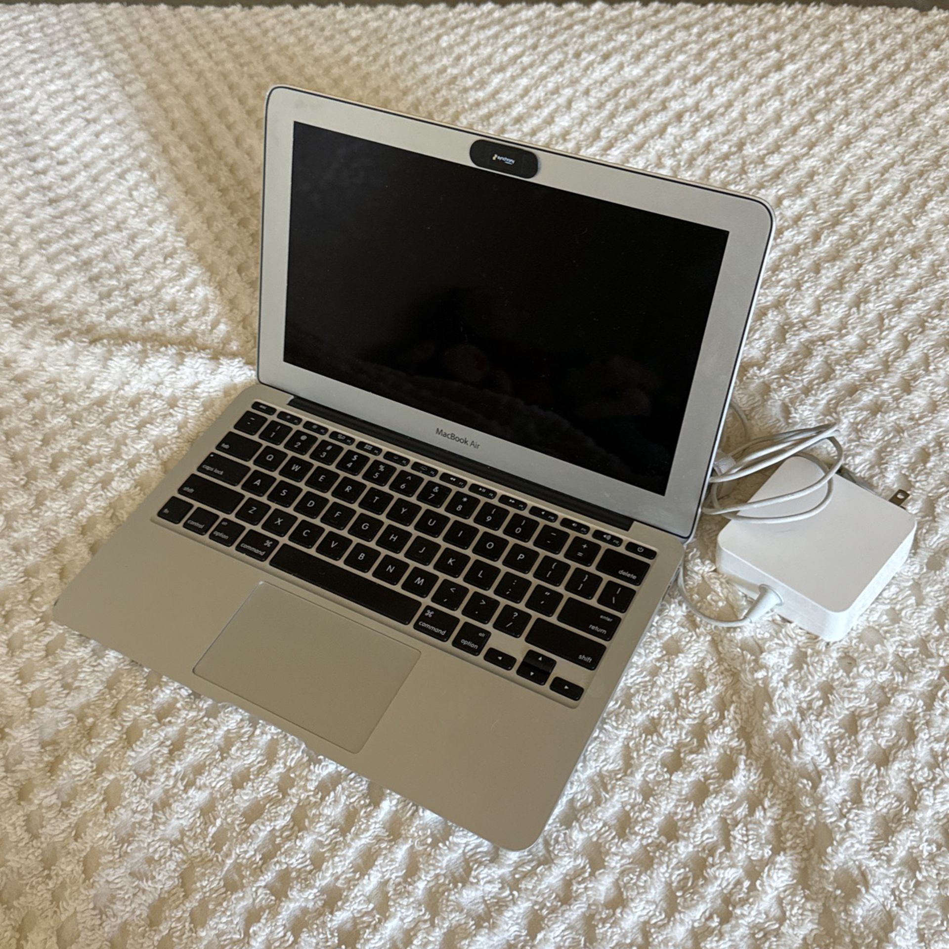 MacBook Air With Charger