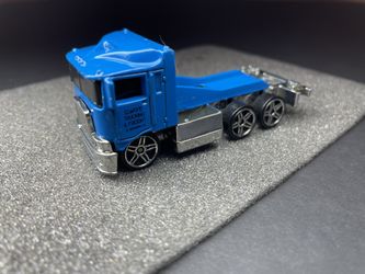 Hot Wheels Semi truck