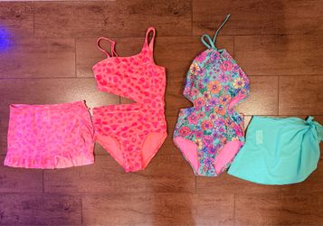 Girls bathing suits