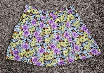 Anthropologie Leifnotes Skirt Women 4 Yellow Purple Floral A Line Mini Bohemian
Anthropologie LeifNotes Flower Lined Mini Skirt SZ 4 Floral Medium Bri