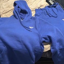 Reebok Sweatshirt