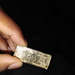 100 Dollar Two Finger Ring 10k  Weighs 7.5 Grams 