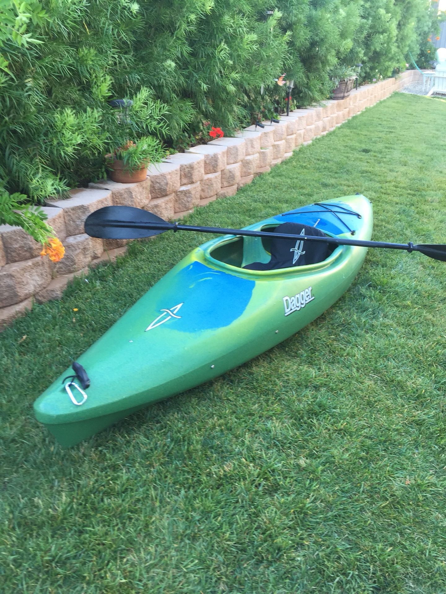 Dagger Zydeco 9 foot kayak for Sale in Temecula, CA OfferUp