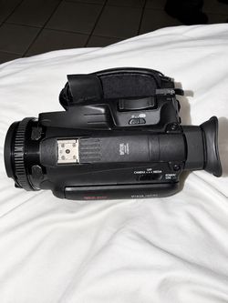 📹 Canon VIXIA HF G70 4K Camcorder – Like New / With Original Box