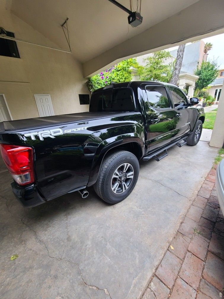 2017 Toyota Tacoma