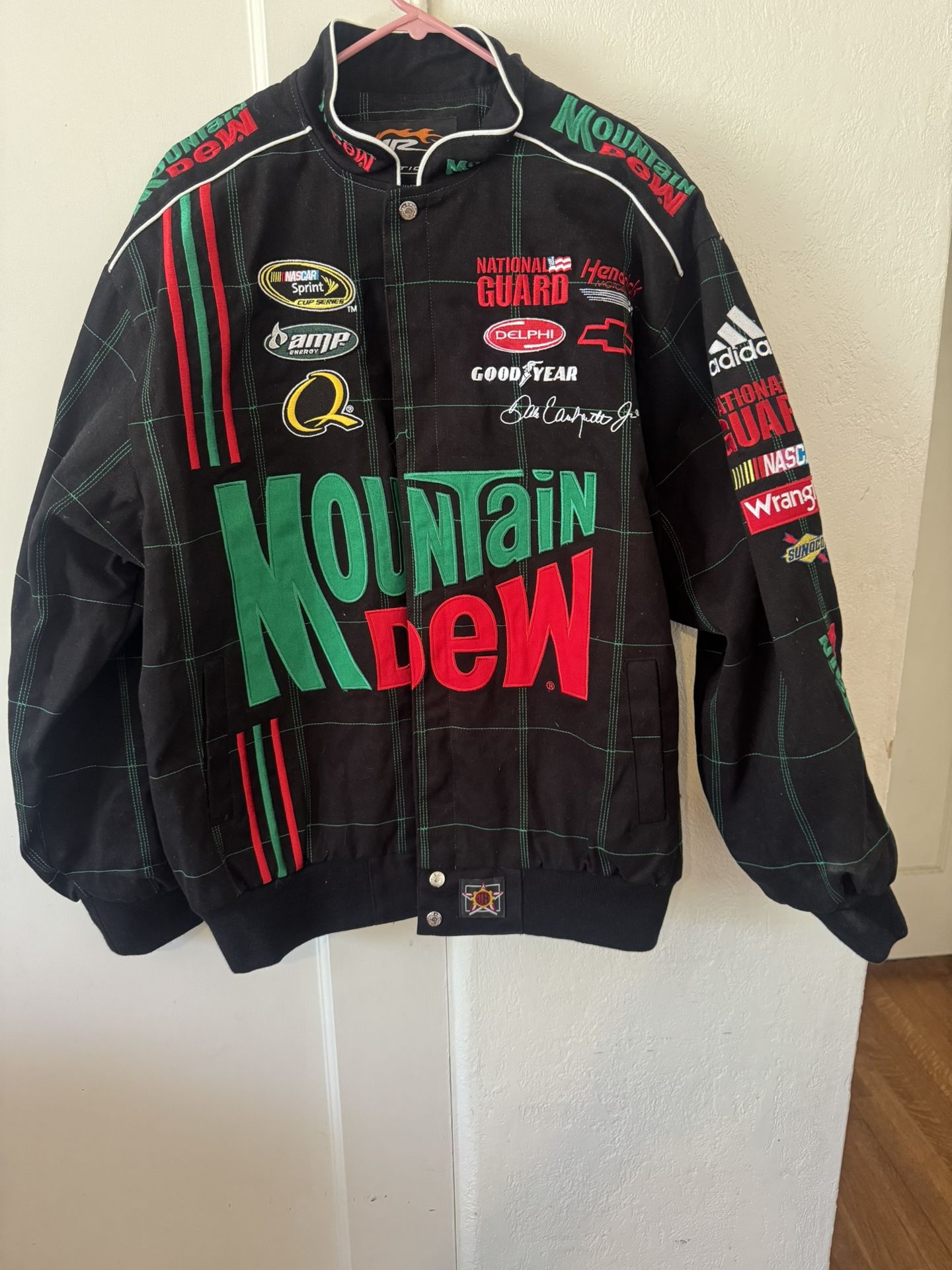 NASCAR Dale Earnhardt, Mountain Dew Jacket, Dale Earnhardt, The Will To Win Brand New T-Shirt