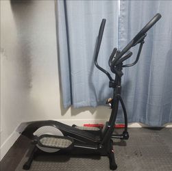 NEW assembled rarely used Elliptical